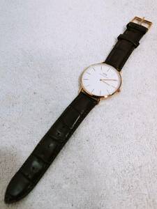 美品の方 Daniel Wellington ダニエルウェリントン 腕時計