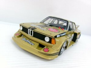 ミニチャンプス 1/18 BMW 320i #4 Warsteiner DRM 1977 JORG OBERMOSER (1331-379)