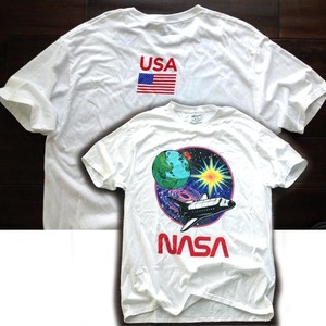 【既決USA】アメリカ航空宇宙局 ★ NASA@完売胸元&背中【NASA/星条旗】ロゴ入半袖Tシャツ【Space Shuttle Logo Graphic T-Shirt】白 @L