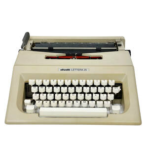 23T023 3 タイプライター olivetti オリベッティ 英文タイプライター LETTERA25 スペイン製 レトロ ケース付 札幌発 引取歓迎