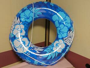 浮き輪 フロート チューブ うきわ 90cm 青 ブルー 花柄 ハイビスカス ロープ付 2気室