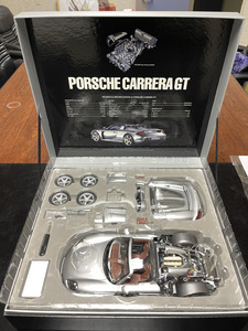 TAMIYA PORSCHE CARRERA GT 1/12 SCALE COLLECTOR