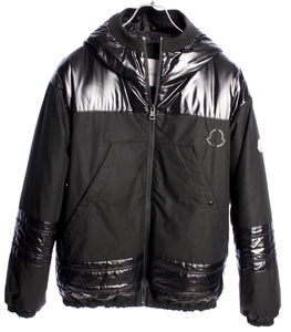 25万7400円　22AW　モンクレール フラグメント　素材切替 ダウン ジャケット　ブラック　FRAGMENT　国内正規品　MONCLER　#B2