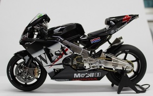 1/12 タミヤ　ホンダ　RC211V　ウエストホンダポンス　アレックス.バロス4　2002