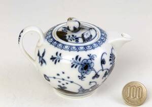 マイセン　　 Old - ミニ・Tea Pot　　 貴重品　ブルー・オニオン　（1級品)