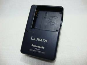 ◆即決有◆ Panasonic LUMIX DE-A41A 純正 充電器 /DMW-BCC12用 /動作OK (A)