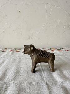 インド　ヴィンテージ　動物　オブジェ　置物　真鍮　ハンドメイド　アート　犬　インテリア　アンティーク　