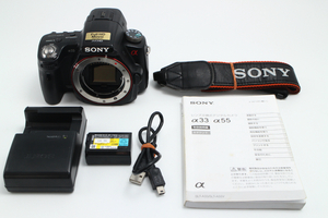 4404- ソニー SONY デジタル一眼レフカメラ α33 ボディ SLT-A33 シャッターカウント僅か5483回 良品