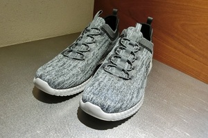 SKECHERS【￥9,350円】新品☆27.5㎝☆現品のみ☆スケッチャーズ　SKECHERS 52642 　スケッチャーズ　