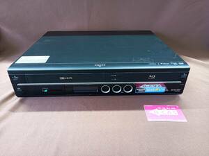 QAZ13142★SHARP シャープ AQUOS VHS一体型　ブルーレイレコーダー BD-HDV22 VHSテープをブルーレイへダビング　本体　B-CASカード（赤） 