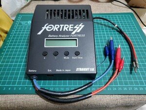 希少品 ストレートフォートレス 放電器(タミヤ TRF ヨコモ BD XRAY京商 ミニッツ ミニ四駆 LiPo LiFe マッチモア