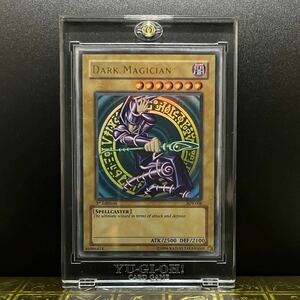 遊戯王 ブラックマジシャン 1st 旧アジア 英語 ウルトラDARK MAGICIAN 