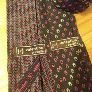 ビンテージ Valentino バレンチノ ネクタイ シルク100％ ロゴ 総柄 USED 2点