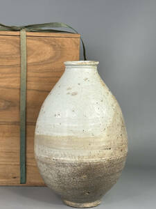 朝鮮美術　李朝時代　白磁　提灯壷　朝鮮古陶　古物保証　花瓶　花器　花入　華道具　古玩　コレクター放出