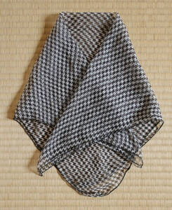 千鳥格子　黒ｘ白　シースルー シフォンスカーフ　約57x57cm