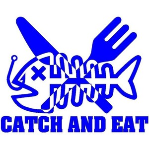 釣り ステッカー CATCH AND EAT 【青】 Sサイズ 横幅15㎝ キャッチ＆イート 釣り具 フィッシング 切抜き ステッカー シール 防水 屋外OK