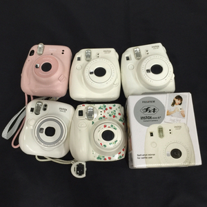 1円 FUJIFILM instax mini8+/ instax mini 11/ instax mini 25 等 含む カメラ チェキ まとめ セット 計5点 L301434