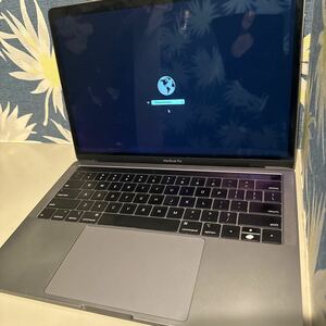 Apple MacBookPro 13インチ 2018 ジャンク扱い