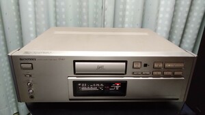 Pioneer D-80