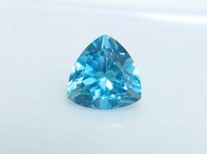 ブルートパーズ　2.26ct ルース　微細なカケ（LA-6796）