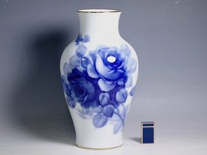 K04155【大倉陶園 OKURA オークラ】ブルーローズ フラワーベース 高さ35.5cm 岡染 大花瓶 花瓶 花器 花入