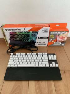 美品　SteelSeries Apex Pro TKL 2023 US配列　ホワイトキーキャップカスタム品　ゲーミングキーボード　ラピットトリガー搭載