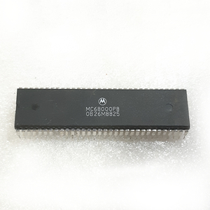 新品・未使用 モトローラ MC68000　8MHz ビンテージCPU 集積回路 送料120円〜 