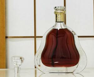 【未開栓】■MHD正規輸入　リシャール ヘネシー 700ml 40度 替え栓付き バカラボトル　Hennessy Richard ブランデー／コニャック