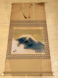 #9040C　真作　 掛け軸　富士山　日本画　作者特定できない　富士　画　現状保管品