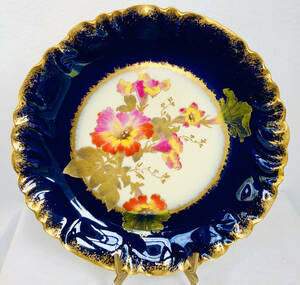 １９００年 　　　　　アビランドGDA京蒔絵スタイル盛り上げ金彩ハンドペイントフラワーブーケパターン飾り皿