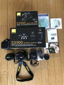 【美品】Nikon デジタル一眼レフカメラ D3300 ダブルズームキット ブラック　
