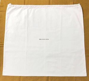 バレンシアガ「BALENCIAGA」 バッグ保存袋（2742）正規品 付属品 内袋 布袋 巾着袋 布製 61×56cm 特大サイズ ホワイト バッグ用