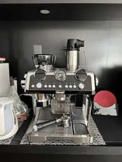 デロンギ コーヒーメーカー　エスプレッソマシン EC9865