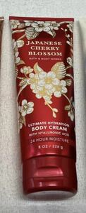 【送料無料】 新品■バス ボディワークス Bath & Body Works ボディクリーム226m ジャパニーズチェリブロッサム