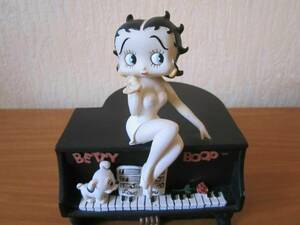 Disney　ディズニー　ベティちゃん　ベティ　ベティ・ブープ　Betty Boop　限定　レア　入手困難 フィギュア　　人形　貯金箱