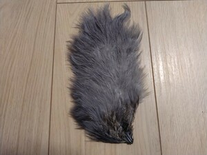 ホワイティング・スペイハックル　Whiting Mini Bird Fur Dyed Heron Gray