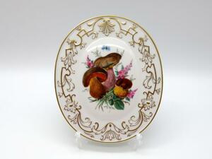 マイセン Meissen 一級品 ゴールドレリーフ 金彩 キノコと蝶々と花 フラワーブーケの陶板 プラーク 飾り皿 絵皿 昆虫
