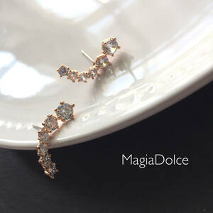 送料無料*MagiaDolce 3068●AAAczダイヤピアス ゴールドピアス czダイヤモンド 上品 シンプルピアス ロングピアス 高品質 イヤーカフ