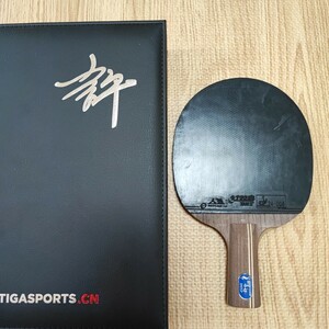 卓球ラケット スティガ　ダイナスティカーボン 中国式
