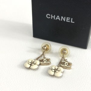 【ITL9E5DQJ5KE】CHANEL シャネル ピアス ココマーク フラワー スイング アクセサリー 箱付