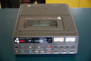 Victor BR-S405 ジャンク！S-VHSデッキ ポータブルタイプ VHS業務機