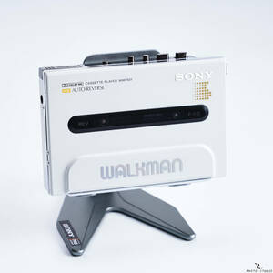 新品級丨SONY WALKMAN 名機 カセットウォークマン WM-501 ホワイト 整備品　