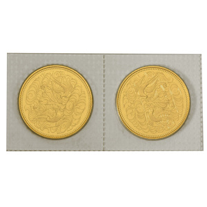 天皇陛下 御在位六十年記念 10万円 金貨幣 昭和61年 純金 20g 金貨 ゴールド 連結 2枚セット 計40g