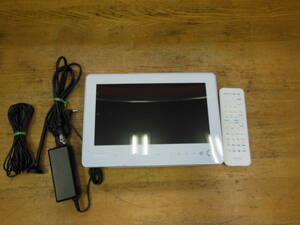 【中古】TOSHIBA REGZA 地デジ搭載ポータブル防水ブルーレイプレーヤー CPRM対応 10型 SD-BP1000WP