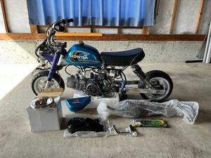 4Lモンキー　Z50J ベース車両　エンジン新品110cc シャコタンモンキー　太足 ロンスイ　新品パーツ　ボアアップ　クラッチ付　12v