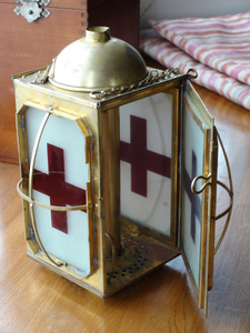 #651 旧日本軍、医療関連物資、赤十字灯