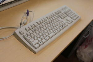 EPSON製パソコン付属品　Chicony キーボード KB-2971 PS2 6H01000697B