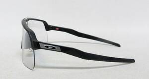 ◆OAKLEY◆SUTRO LITE(A)◆Matte Carbon◆Clear Photochromic◆946318◆正規品◆元箱あり◆アジアンフィット◆