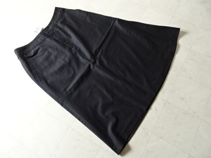 新品☆バジーレ28の高級スカート・黒・9号・定価3.3万円