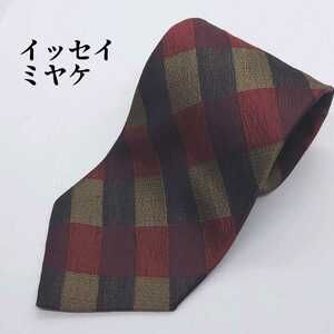 イッセイミヤケ　ISSEY MIYAKE　ネクタイ　約9.3㎝　絹100%　日本製